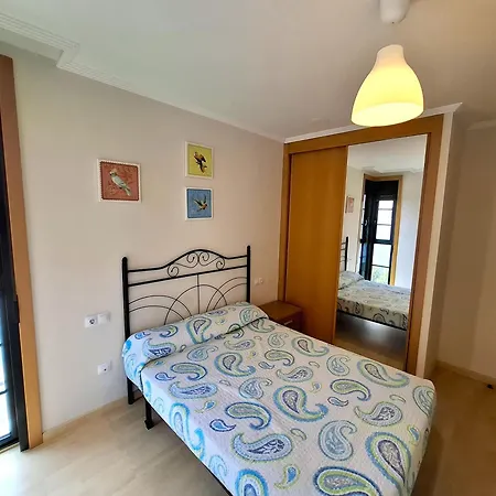 Playa Rapadoira. Terraza Y Piscina Apartamento Foz